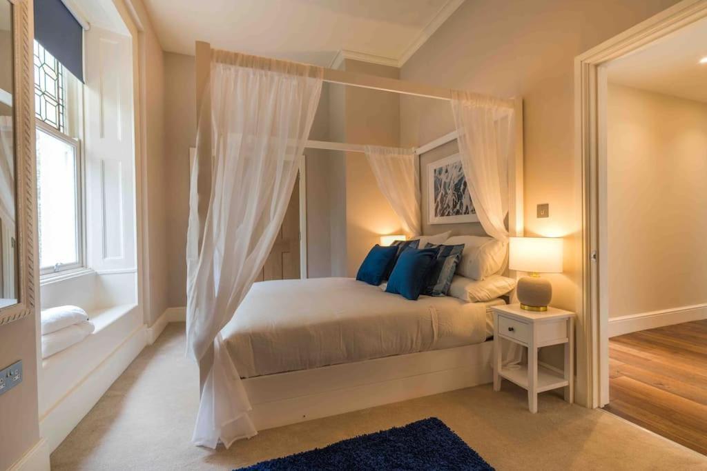 Beautiful Beach Side Apartment Торки Экстерьер фото